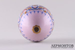 Яйцо пасхальное со стилизованным крестом и лилиями.  Российская империя, ИФЗ, XIX век