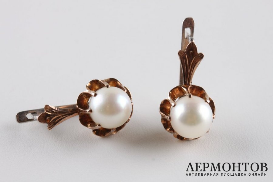 Серьги с жемчугом. Золото. Российская империя, 1900-1920е гг.