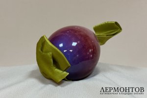 Яйцо пасхальное. Россия, ИФЗ, кон. 19 - нач. 20 в. Фарфор.