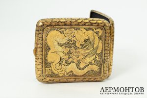 Портсигар Фудзияма. Япония, начало 20 века. Металл, техника дамаскинаж.