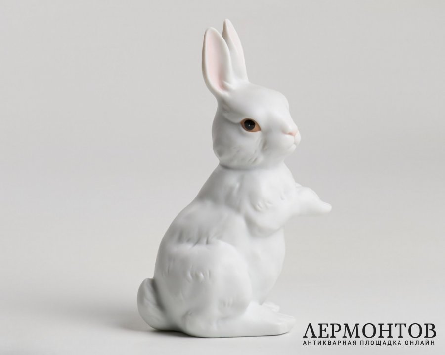 Статуэтка «Стоящий кролик». Бисквитный фарфор, Rosenthal, Германия