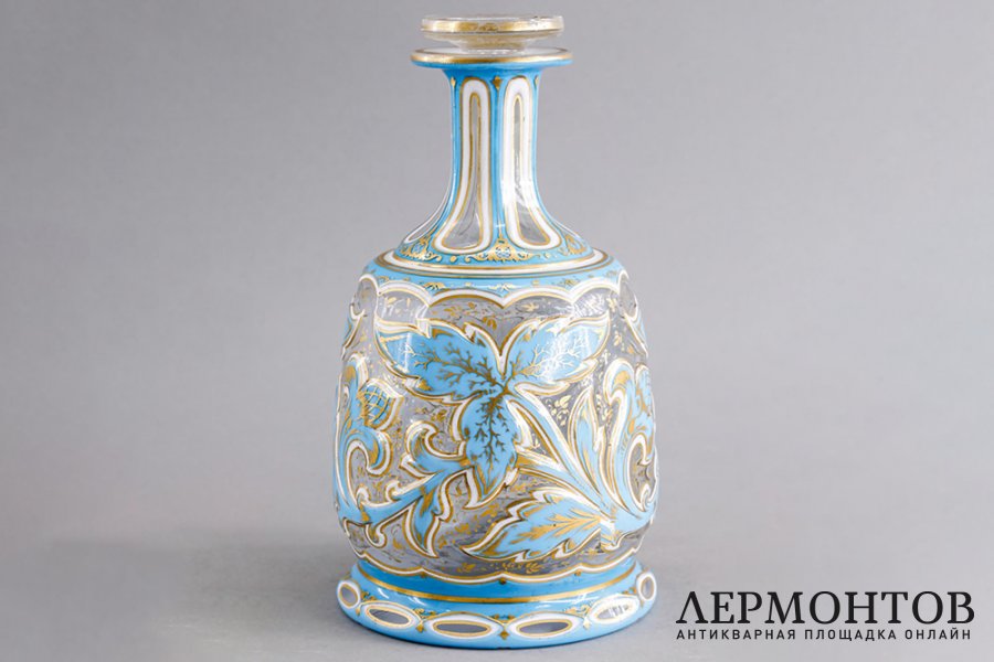 Графин. Трехслойное стекло, резьба. 1840-1870е гг. 