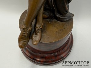 Скульптура Музыкант с мандолиной. Германия, 19 век, Gustav Heinrich Eberlein. Бронза.