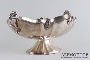 Ваза для фруктов на ножке. Серебро 800 пробы. Италия, пер. пол. XX века.