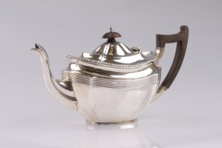 Чайник Barker Brothers. Серебро 925. Англия