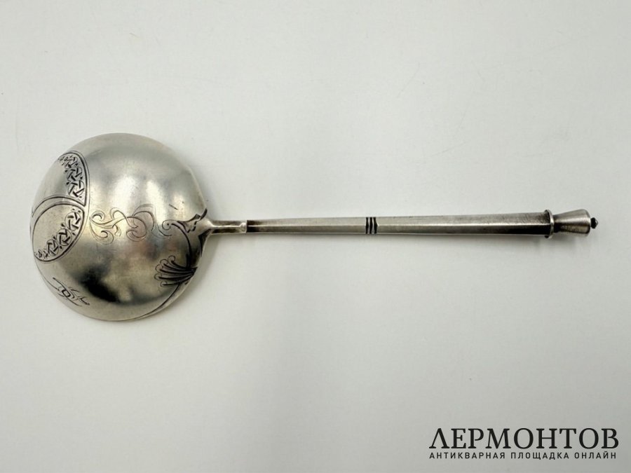 Ложка для меда и варенья в ст. Модерн. Россия, 1900-е гг. Серебро 84 пробы.
