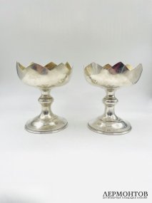 Парные креманки «Кувшинки». Серебро 84 пробы, Россия, 1899–1908 годы