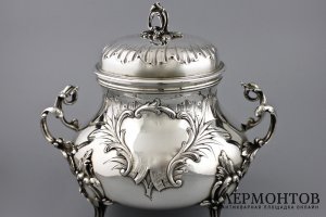 Сахарница в стиле рококо. Louis Coignet. Серебро 950 пробы. Франция