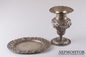 Ваза и блюдо в стиле неоготика. Серебро 800 пробы. Италия, XIX век.