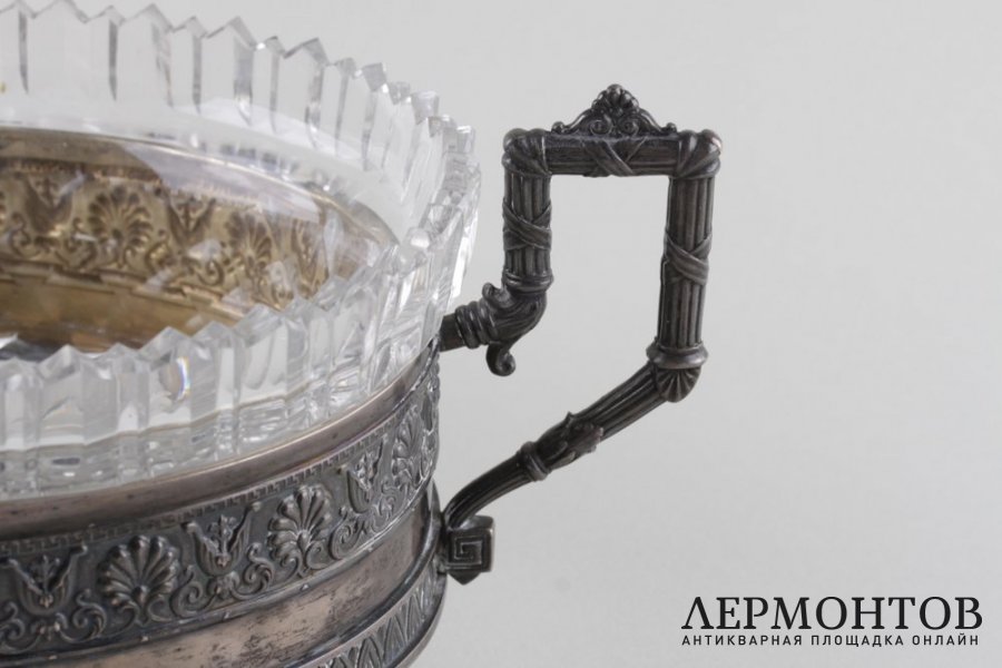 Ваза для фруктов. Россия, Санкт-Петербург, фирма. М. Овчинникова. Серебро 84 пробы.