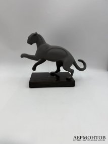 Скульптура «Пума» на постаменте. Фарфор, дерево, Lladro, Испания