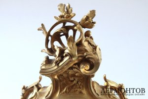 Часы каминные Adolphe Mougin. Бронза, золочение. Франция, конец XIX в.