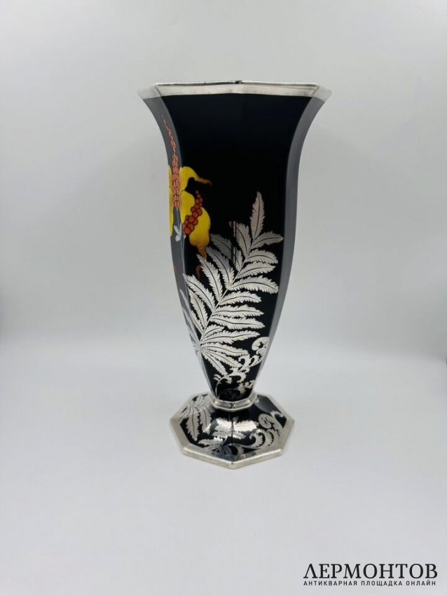 Ваза для цветов в технике silver overlay. Фарфор, серебро, Rosenthal, Германия, 1950–1970 годы
