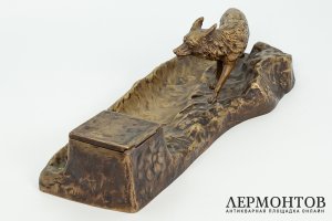 Чернильный прибор Волк, идущий по следу. Австрия, Вена, начало 20 века. Бронза.