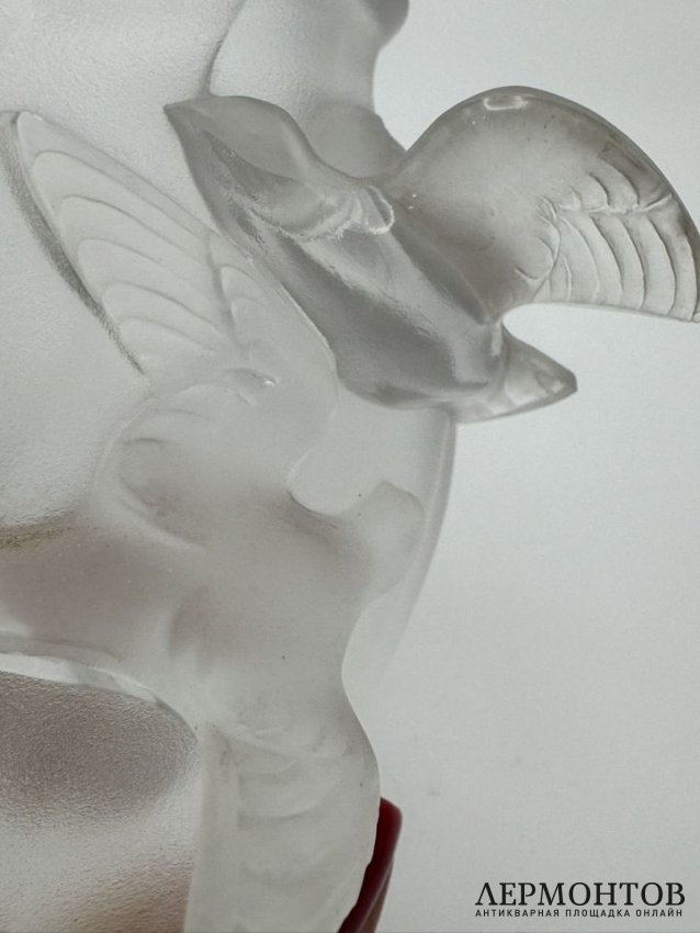 Ваза «Flying Doves». Хрусталь, Lalique, Франция