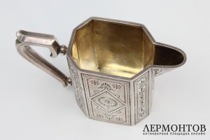 Молочник с орнаментом. Серебро 84 пр. Российская империя, Петербург, Фаберже, 1880-90