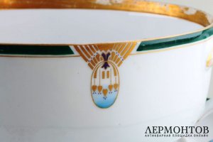 Блюдо для супа в стиле Модерн. Россия, фабрика Кузнецова, 1900-е гг. Фарфор.