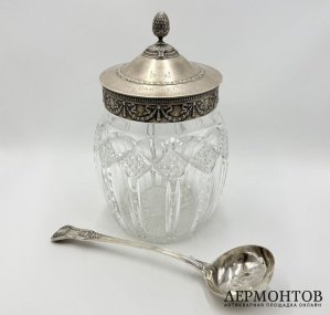 Крюшонница Скачки. Россия, 15 артель, 1900-е гг. Серебро 84 пробы, хрусталь.