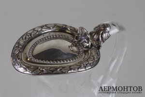 Кувшин с растительным узором. Серебро 950, стекло. Франция,1897-1912 годы.
