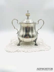 Сахарница на ножках. Серебро 84 пробы, Россия, 1886 год