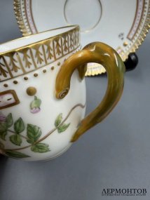 Чайная пара «Flora Danica». Фарфор, роспись, золото, Royal Copenhagen, Дания