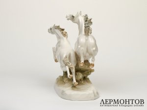 Статуэтка «Бегущие лошади». Фарфор, Hutschenreuther, Германия, 1920–1938 годы