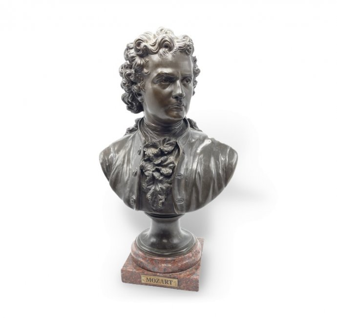 Бюст Моцарт. Франция, Париж, А. Карье-Беллез, 1860-е гг. Бронза, камень.