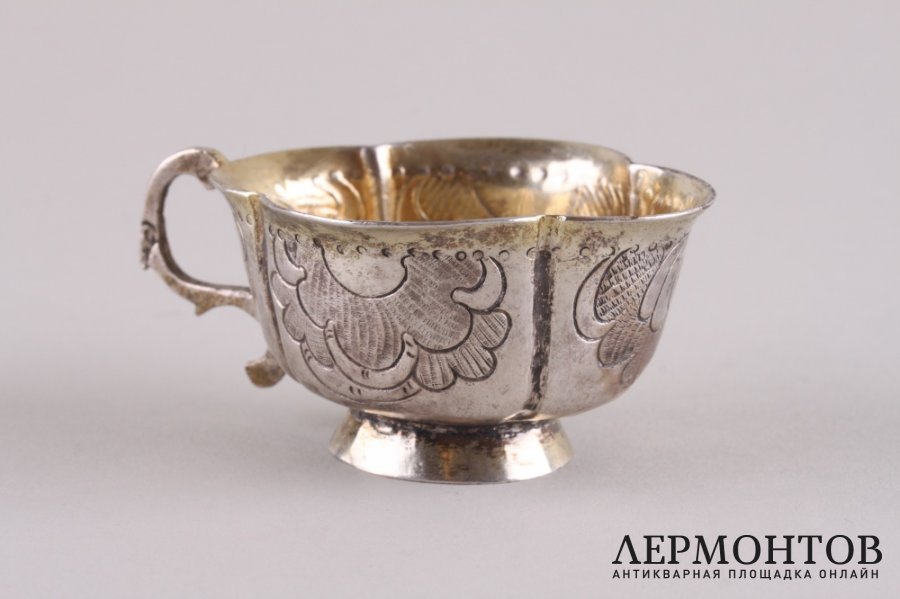 Чарка. Серебро, литье, чеканка, золочение. Российская империя, Москва, 1779 год.