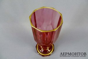 Кубок. Розовое стекло, золочение. Российская Империя.
