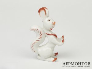 Статуэтка «Белка». Фарфор, Dressel, Kister & Co, Германия, 1902–1904 годы