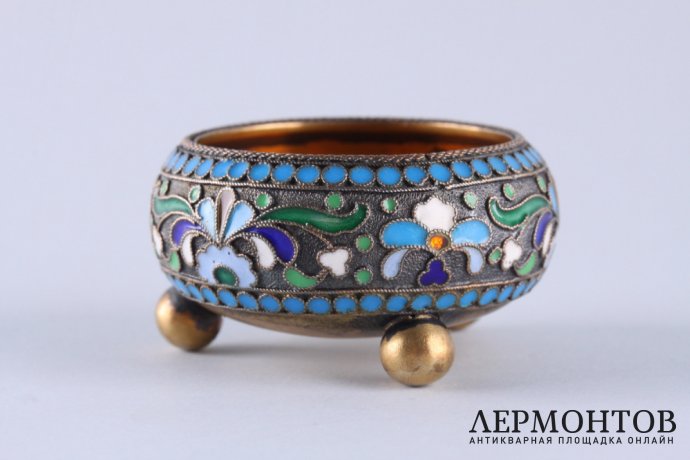 Солонка. Баскаков. Эмаль по скани. Серебро 84 пробы. Россия, Москва, 1908-1917 гг.
