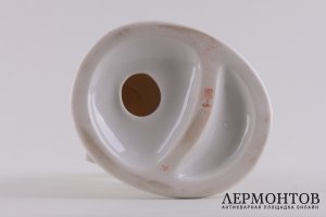 Статуэтка Юный Ленин. СССР, Ленинградский фарфоровый завод, 1950-е гг. Фарфор