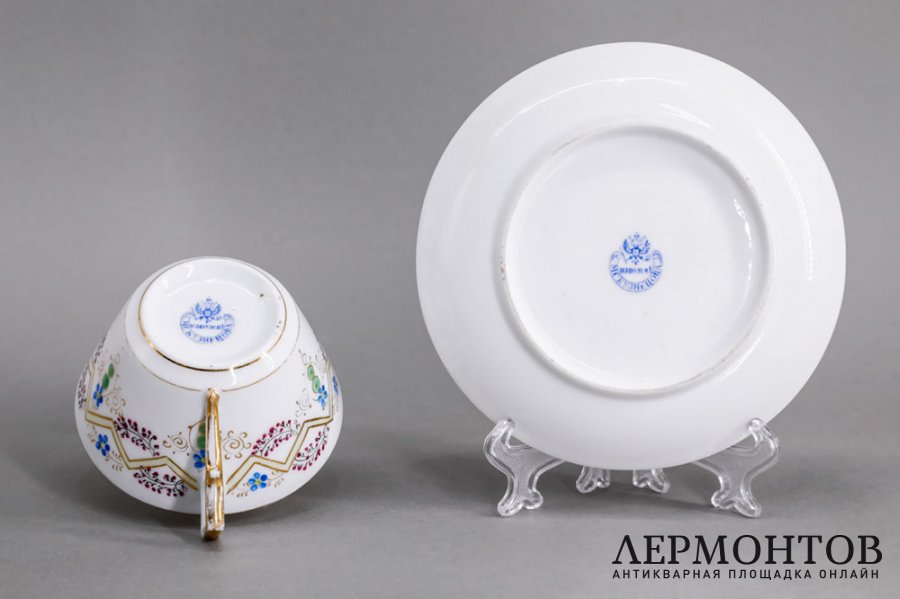 Чайная пара, русский стиль. Фарфор, роспись. Россия, Кузнецов, 1870-80е гг.