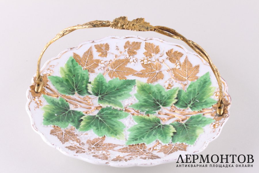 Конфетница Виноград. Фарфор, роспись, золочение, мет.сп. Германия, Мейсен, XIX век.