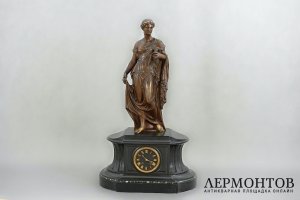 Каминные часы.  Бронза, мрамор. Европа, XIX век.