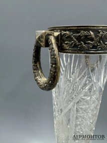 Ваза в стиле неоклассицизма. Серебро 84 пробы, хрусталь, Россия, 1908–1917 годы