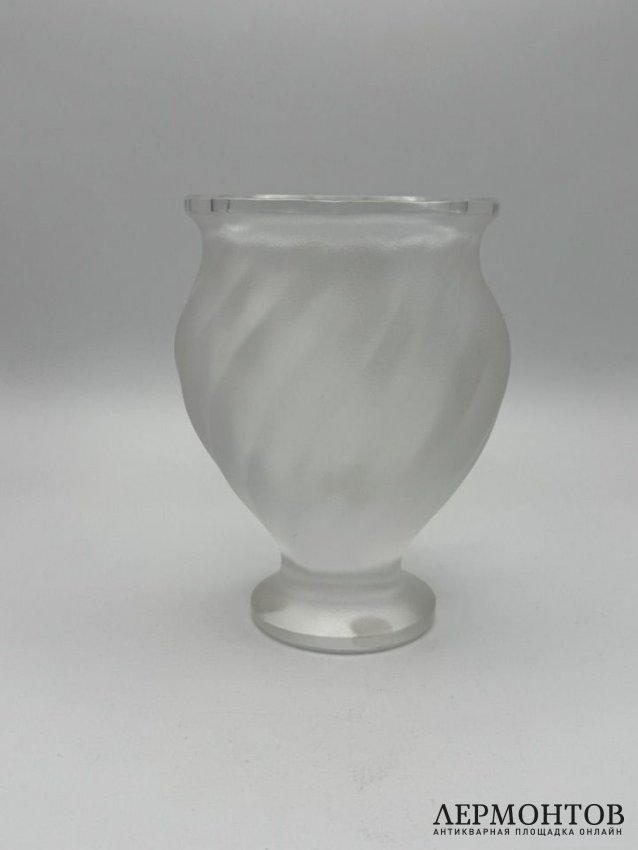 Ваза «Flying Doves». Хрусталь, Lalique, Франция
