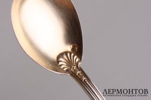 Пашотница с ложкой в коробке. Серебро 950 пробы, золочение. Франция, нач. XX в.