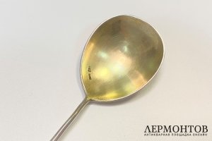 Ложка для меда и варенья в стиле Модерн. Россия, нач. 20 в. Серебро 84 пробы.