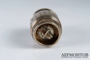 Перечница. Серебро 800 пробы, сталь, кость. Европа, XIX век.  