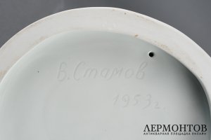 Скульптура Футболист-спартаковец. СССР, автор Василий Стамов,  модель 1953 года. 