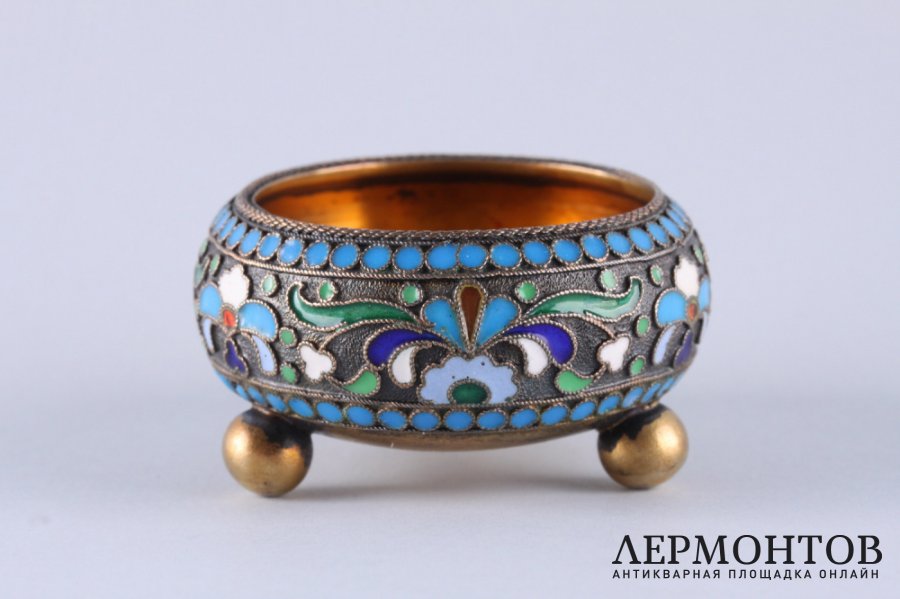 Солонка. Баскаков. Эмаль по скани. Серебро 84 пробы. Россия, Москва, 1908-1917 гг.
