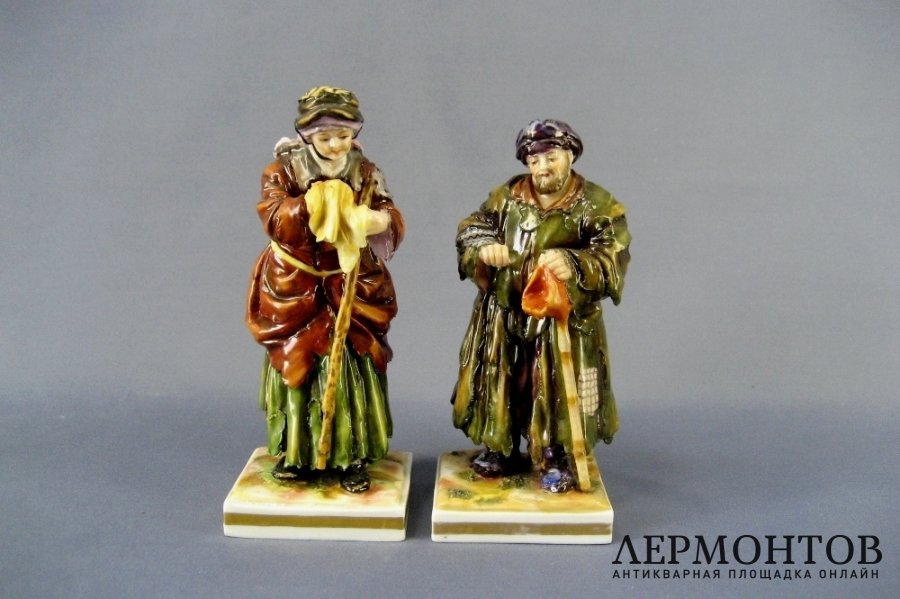 Парная композиция Нищий и нищенка. Фарфор. Германия, начало ХХ века.