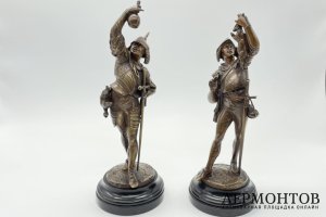 Скульптуры Охотники с добычей. Франция, Париж, кон. 19 в. Бронза, мрамор.