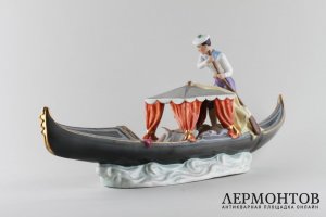 Композиция Сцена из жизни Венеции. Фарфор. Royal Dux, Чехословакия, 1920-30 гг.