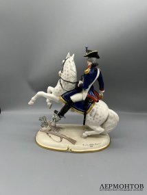 Статуэтка «Капитан бернской артиллерии 1798 года». Фарфор, роспись, Nymphenburg, Германия, начало 20 века