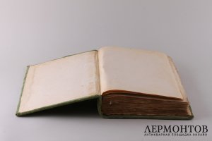 Четьи- минеи с сентября по февраль в бархатном переплете.