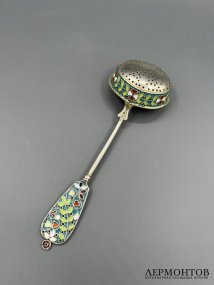 Ситечко с эмалью по скани. Серебро 84 пробы, Е. Самошин, Россия, 1908–1917 годы