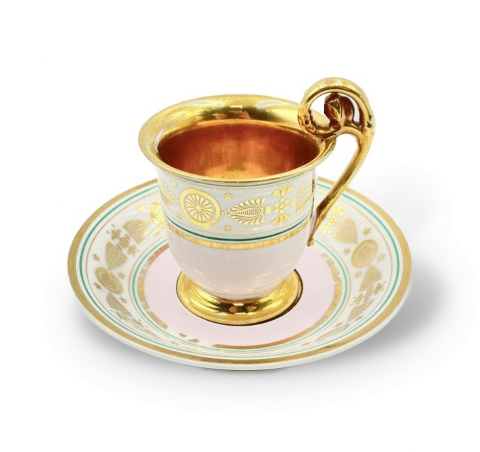 Чайная пара из Михайловского сервиза. Россия, Императорский завод, 1819-1850-е гг.