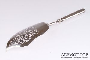 Лопатка для рыбы. И. Губкин. Серебро 84. Российская империя